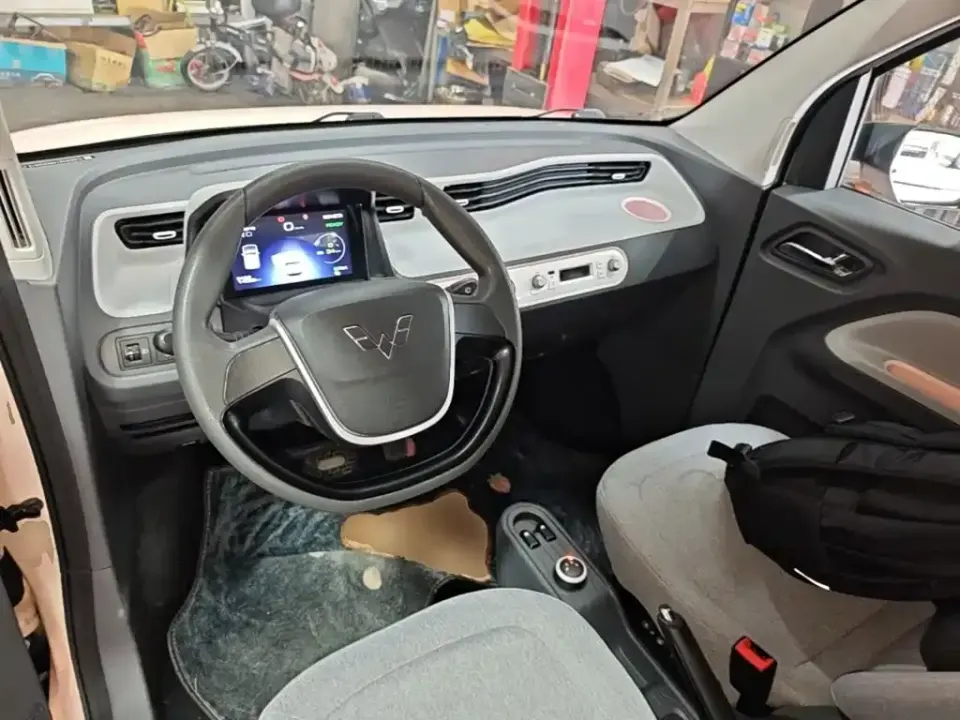 Wuling MINIEV