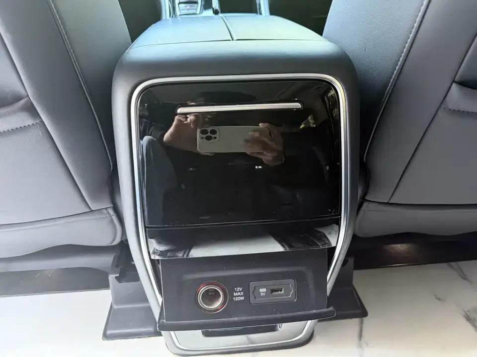 GAC Trumpchi M8