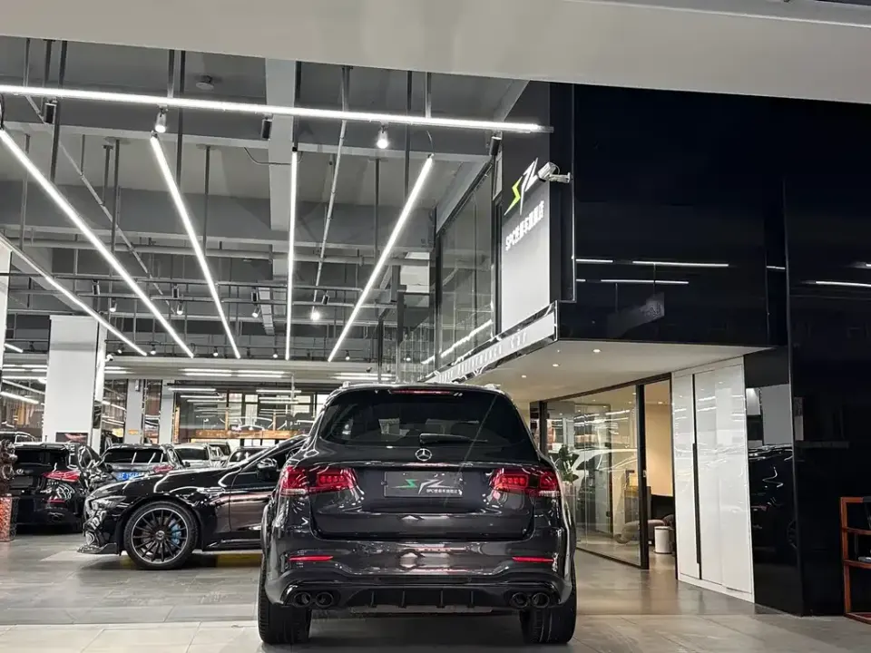 Mercedes-Benz GLC AMG