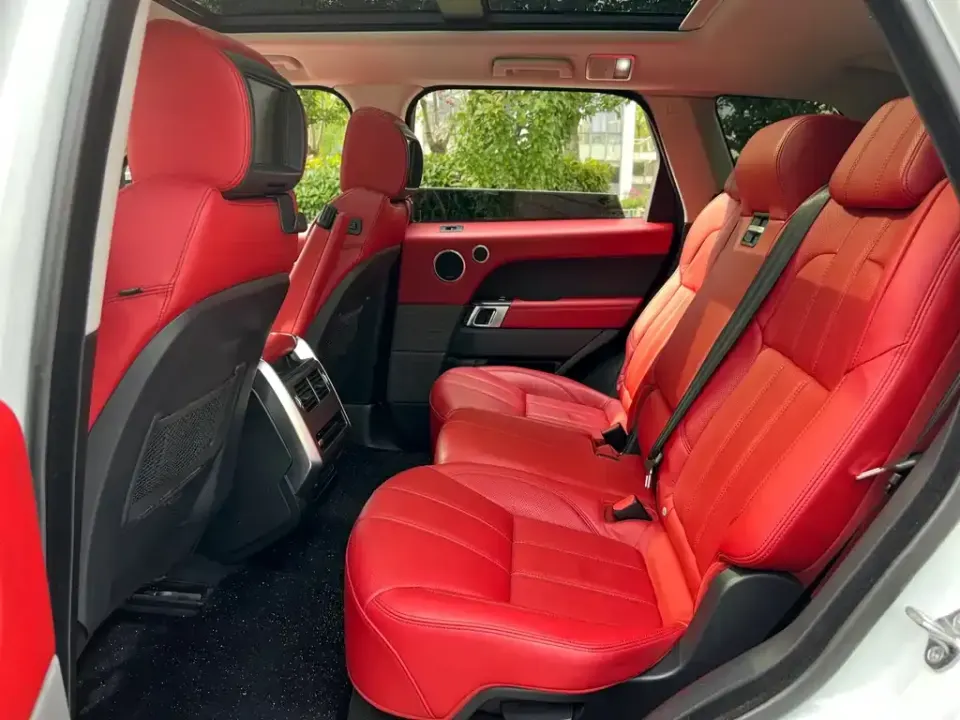 Land Rover Sport