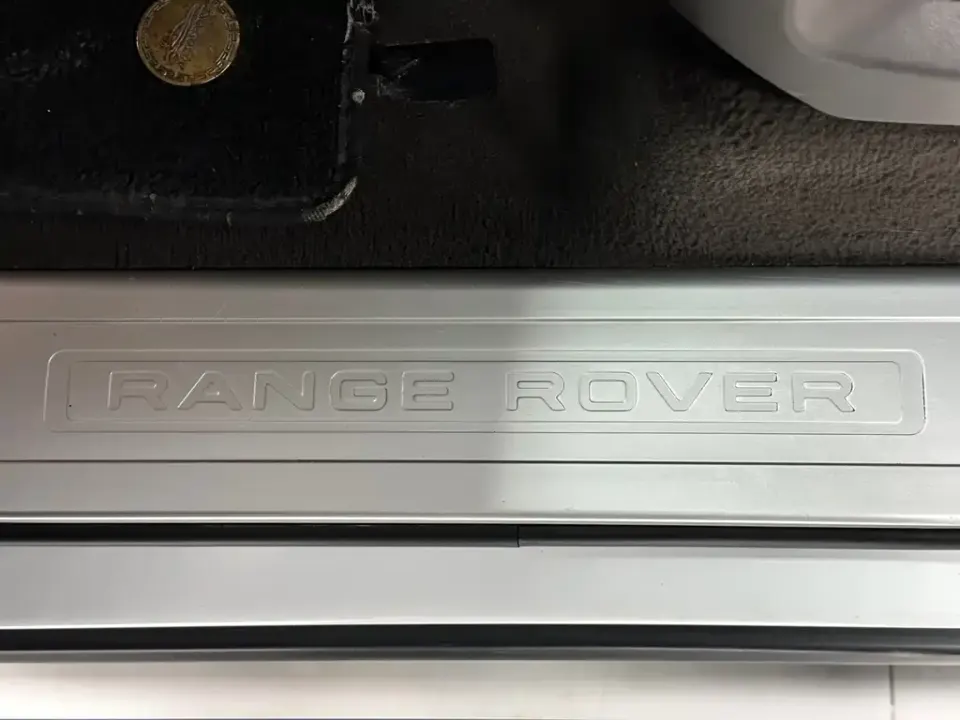 Land Rover Sport