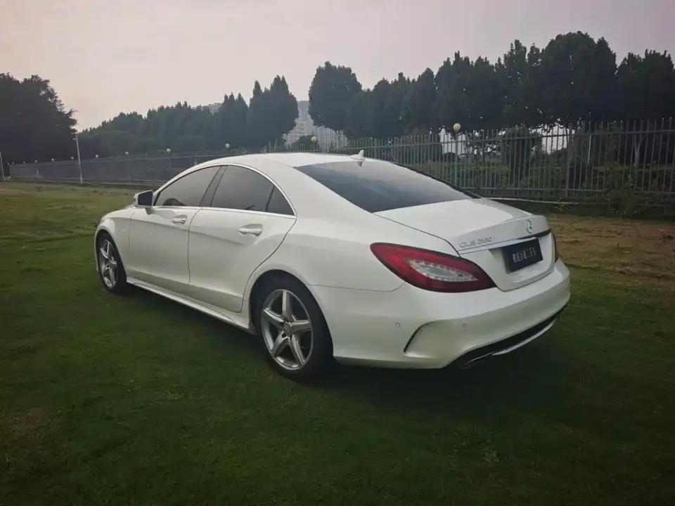 Mercedes-Benz CLS