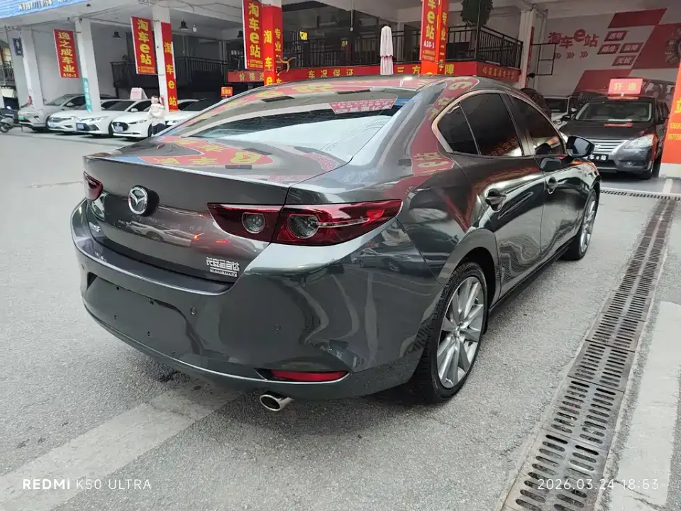 Mazda 3 Axela