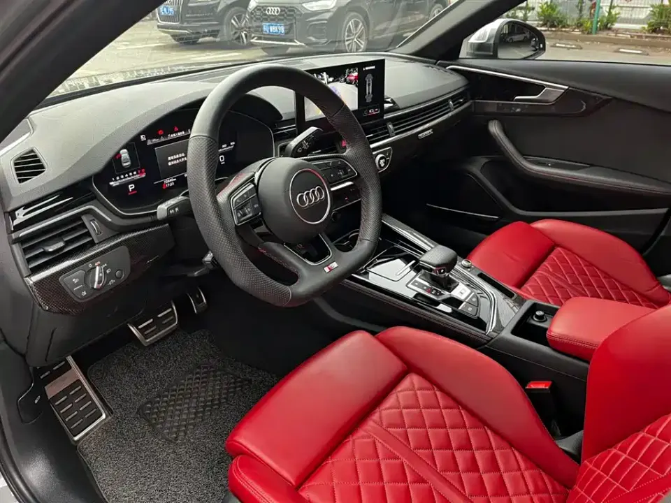 Audi S4