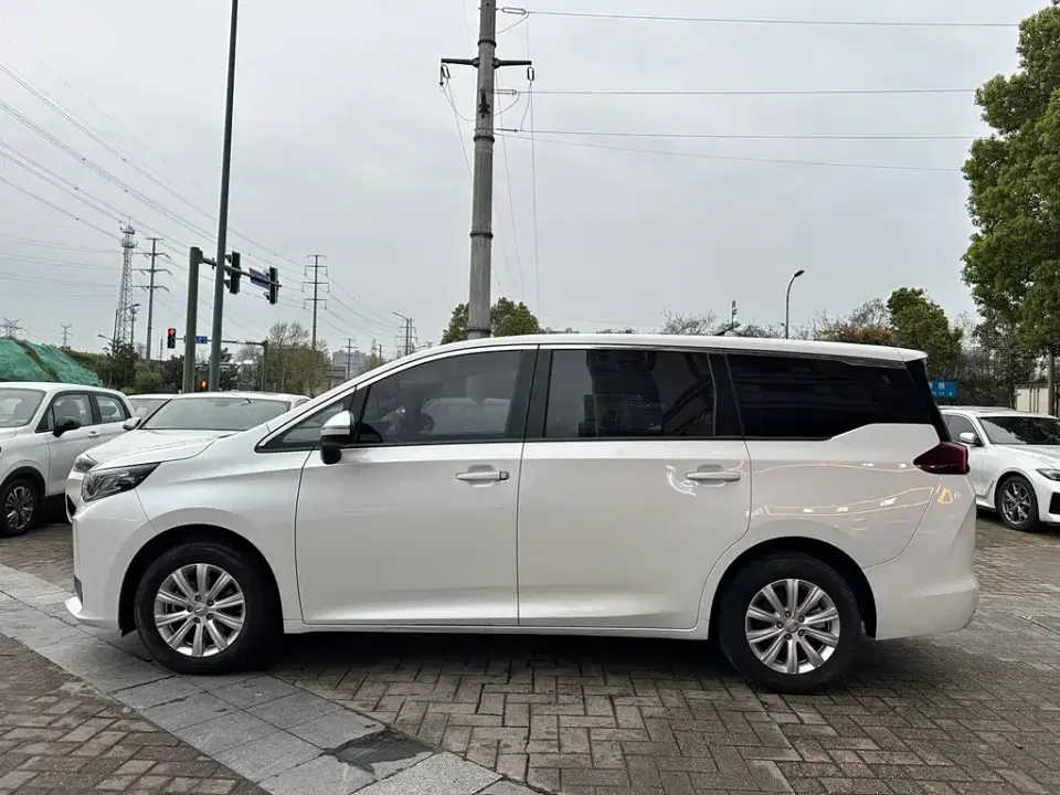 GAC Trumpchi M6