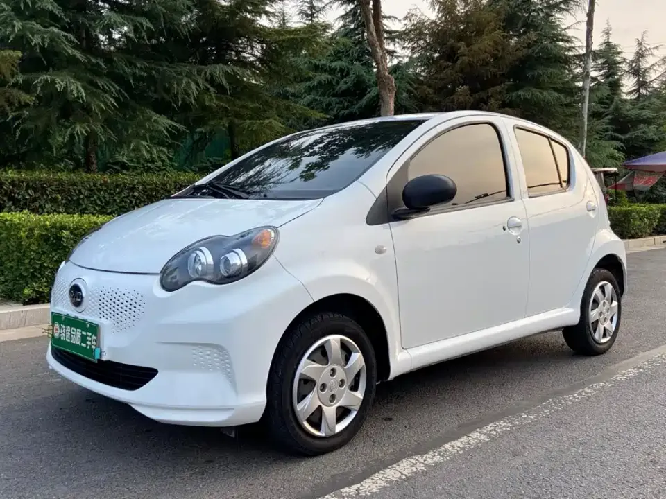 BYD e1