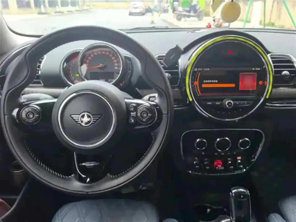 MINI Mini Clubman