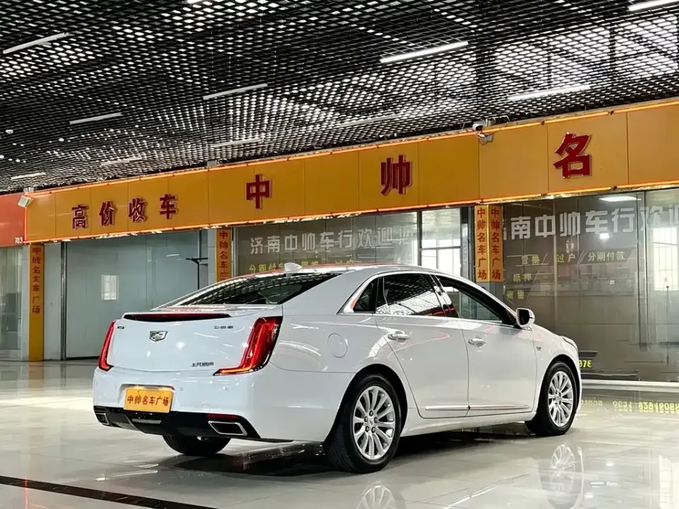 Cadillac XTS