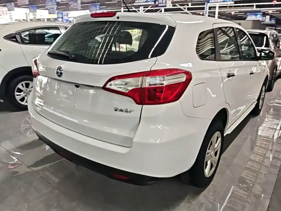 Venucia T70