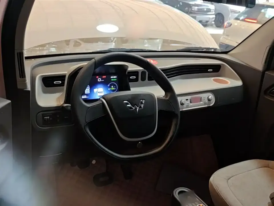Wuling MINIEV