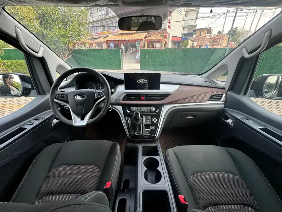 JAC Refine Refine M3