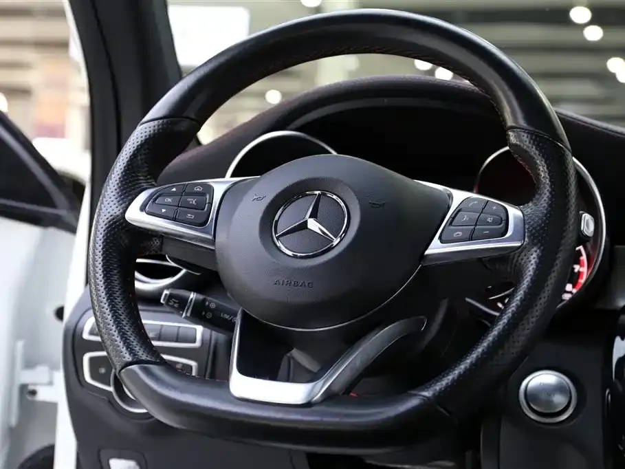 Mercedes-Benz GLC AMG