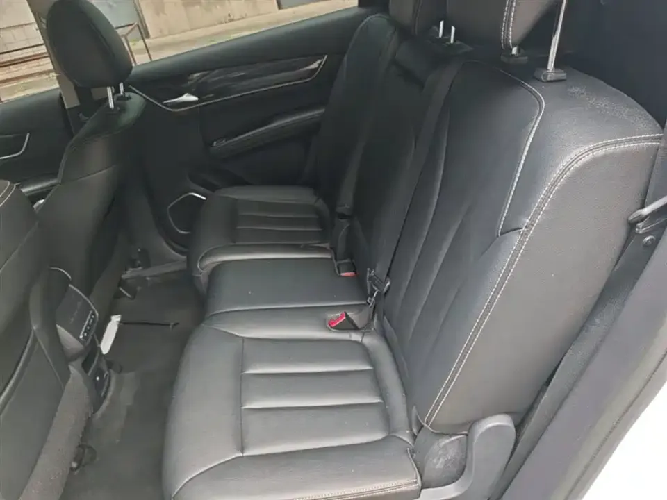 BYD MAX