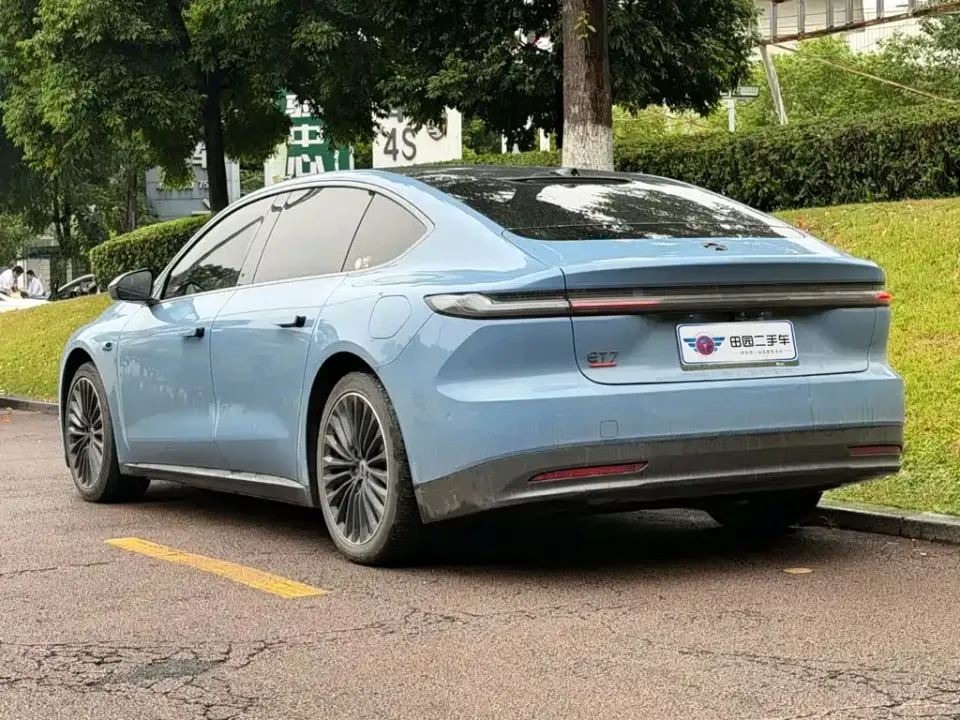 Nio ET7