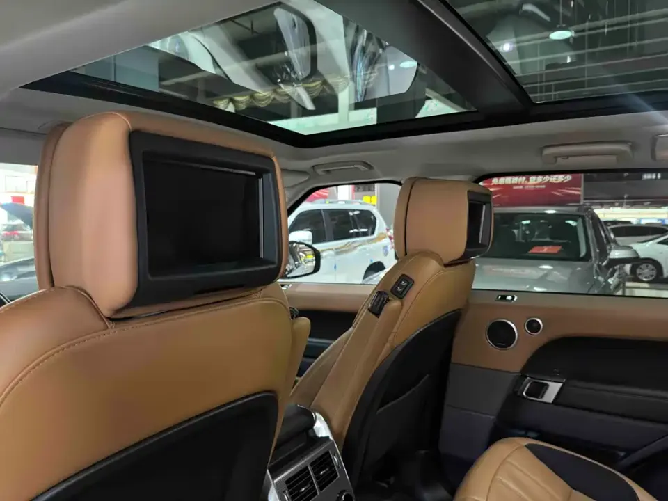 Land Rover Sport