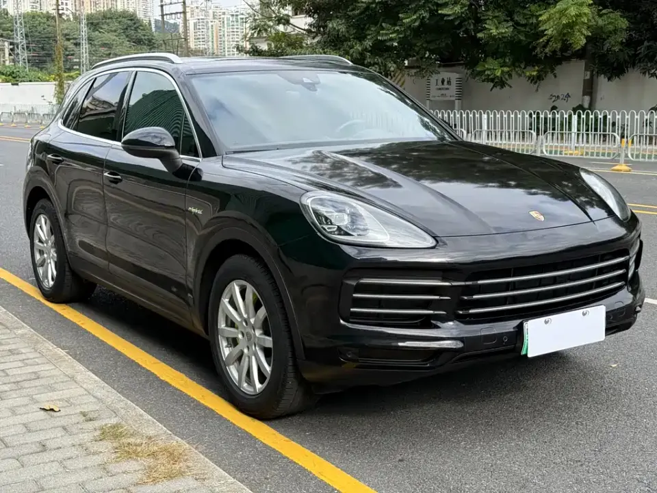 Porsche Cayenne Hybrid