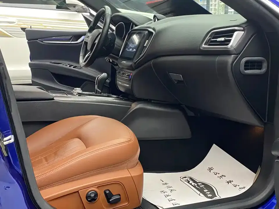 Maserati Ghibli