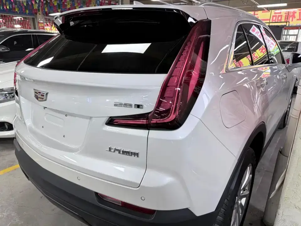 Cadillac XT4
