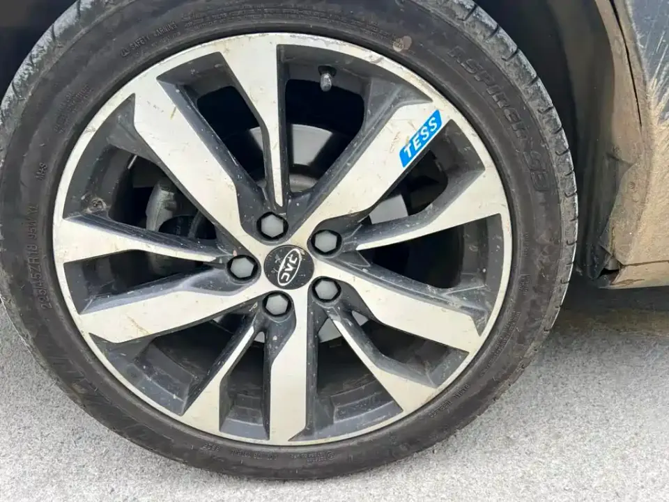 JAC Refine S4