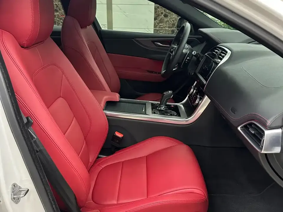Jaguar XEL
