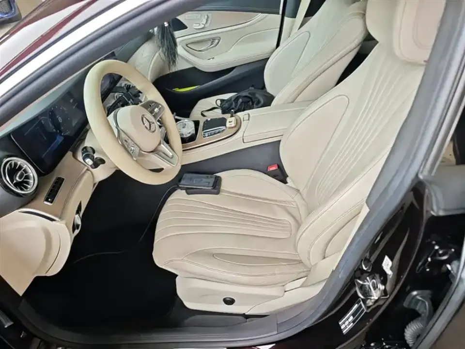 Mercedes-Benz CLS
