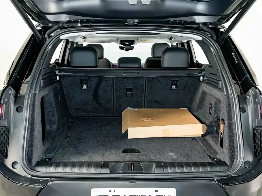 Land Rover Sport