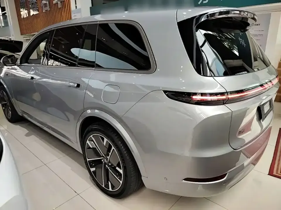 Li Li L9