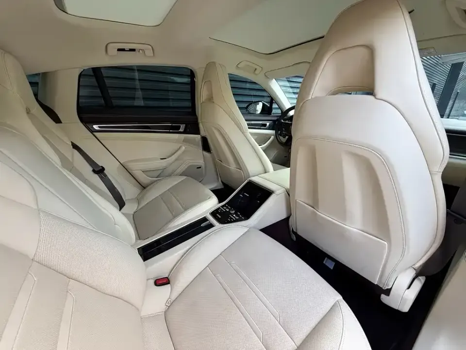 Porsche Panamera Hybrid