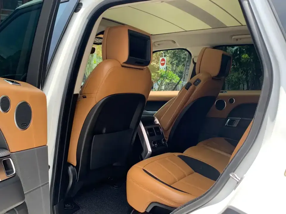 Land Rover Sport