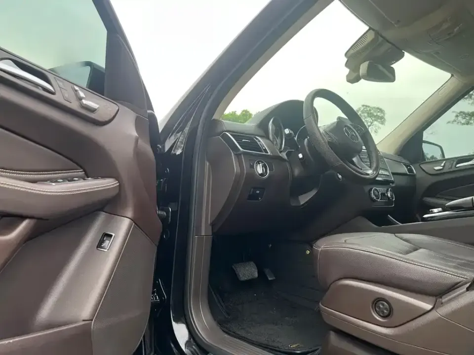 Mercedes-Benz GLE (Import)