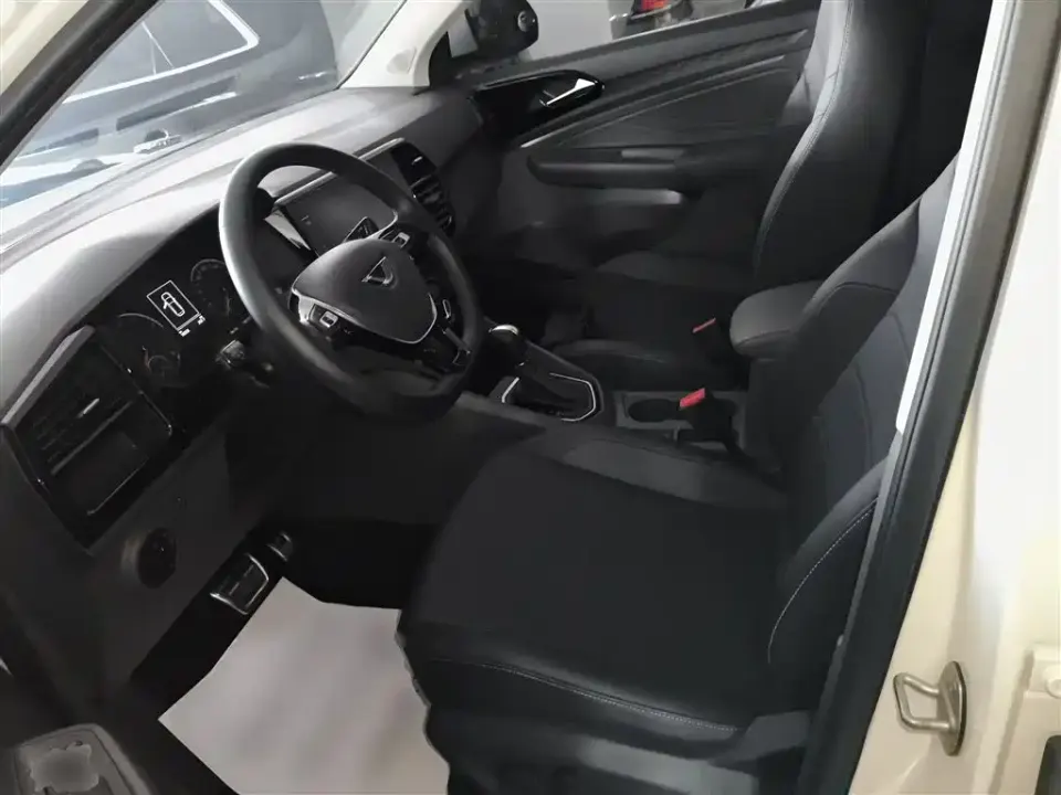 Jetta VS7