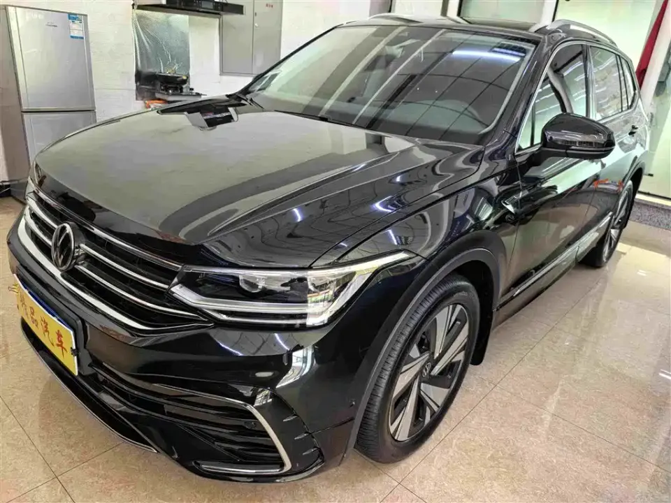 Volkswagen Tiguan L