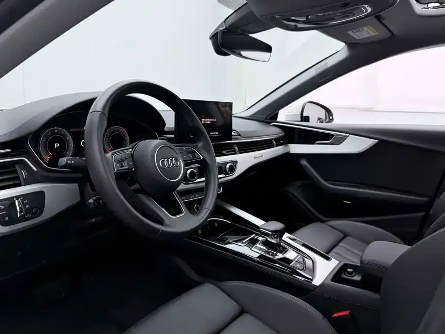 Audi A5 (Import)