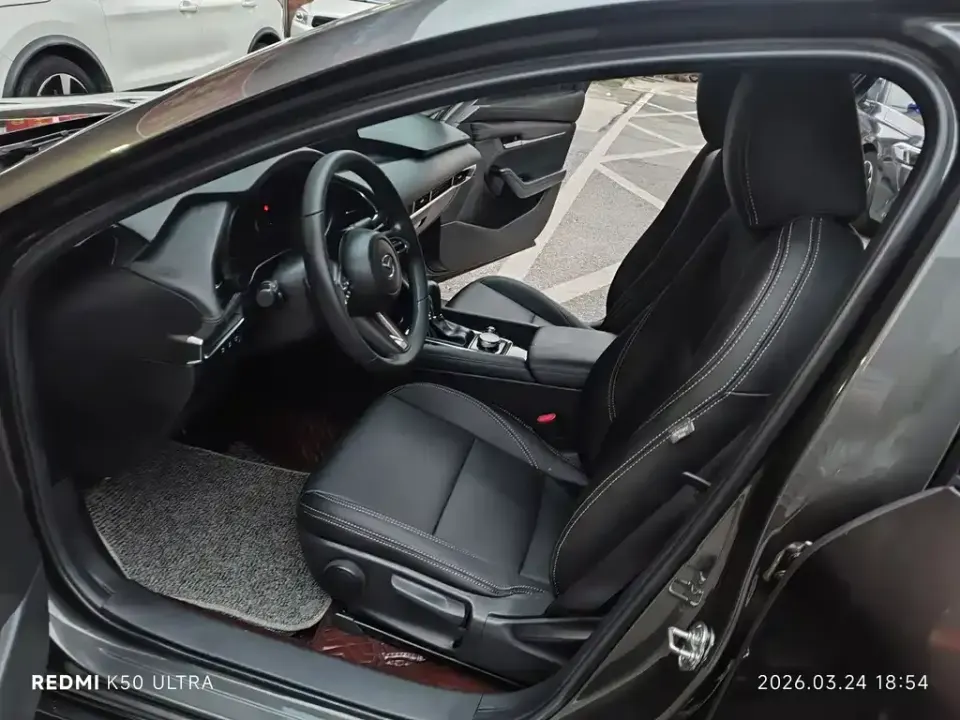 Mazda 3 Axela