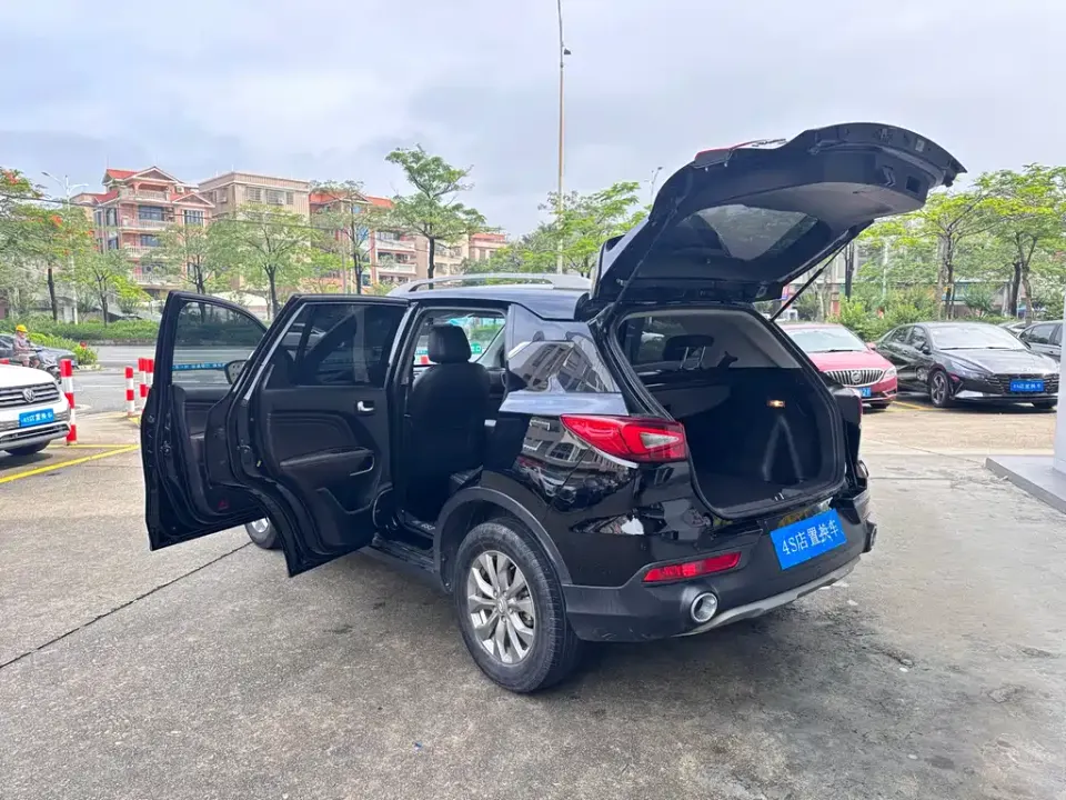 GAC Trumpchi GS3