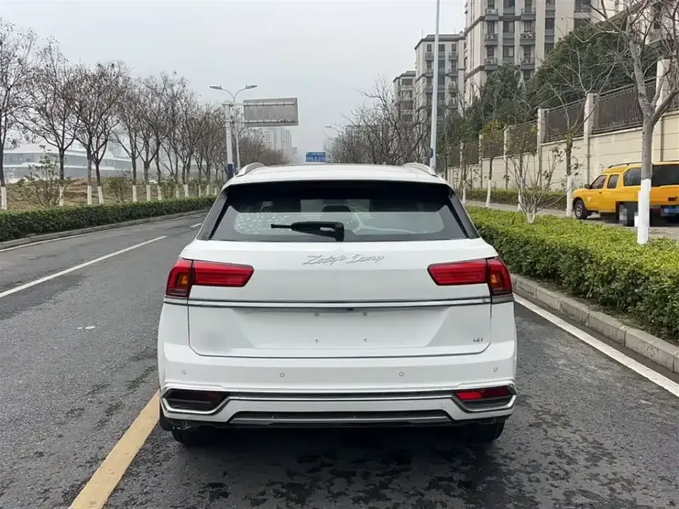 Zotye X7