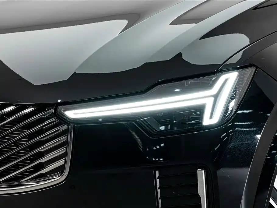 Volvo XC90 PHEV