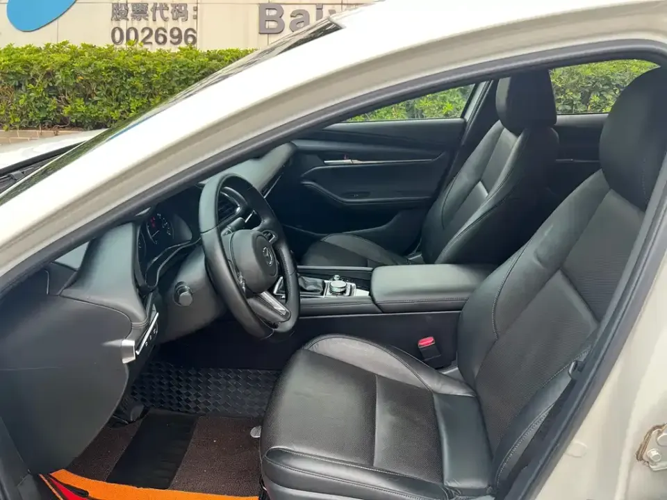 Mazda 3 Axela