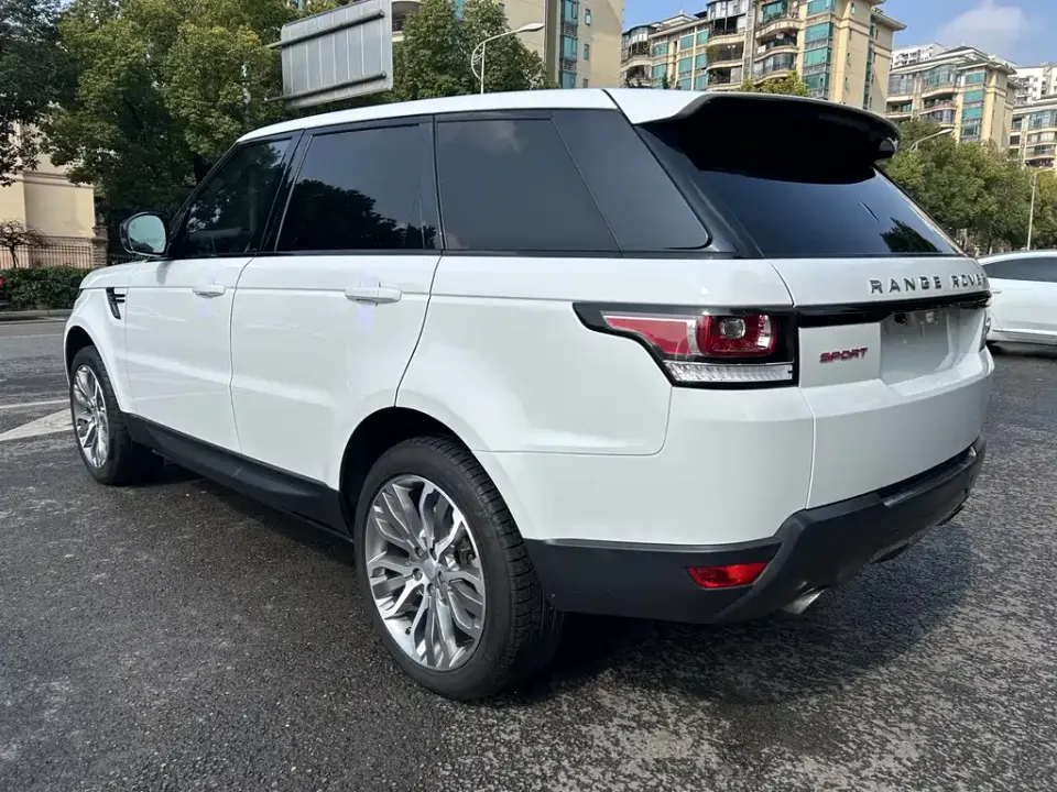 Land Rover Sport