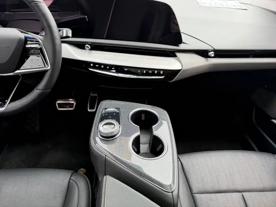 Cadillac IQ