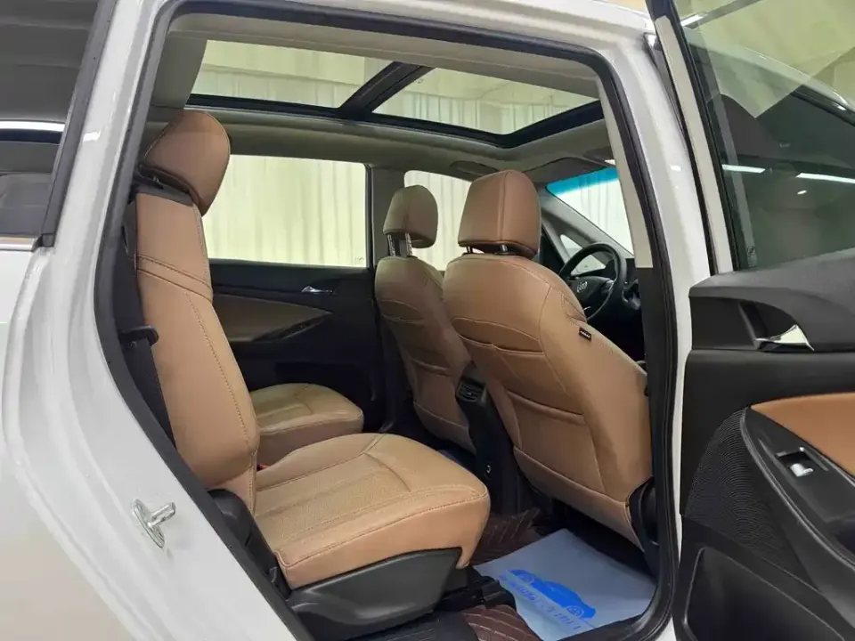 Buick GL6