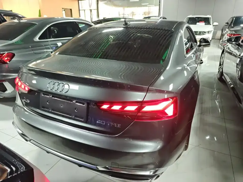 Audi A5 (Import)
