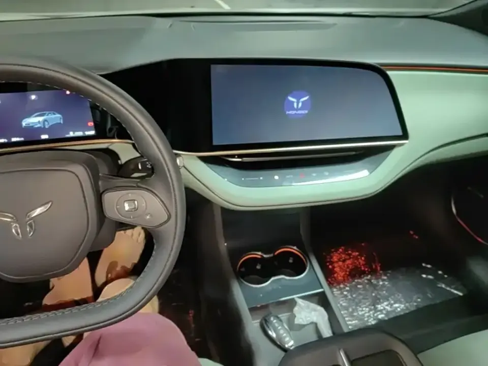 Hongqi Hongqi EH7
