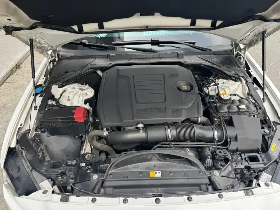 Jaguar XEL