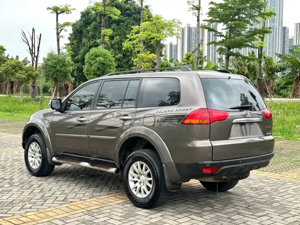 Mitsubishi Pajero Sport