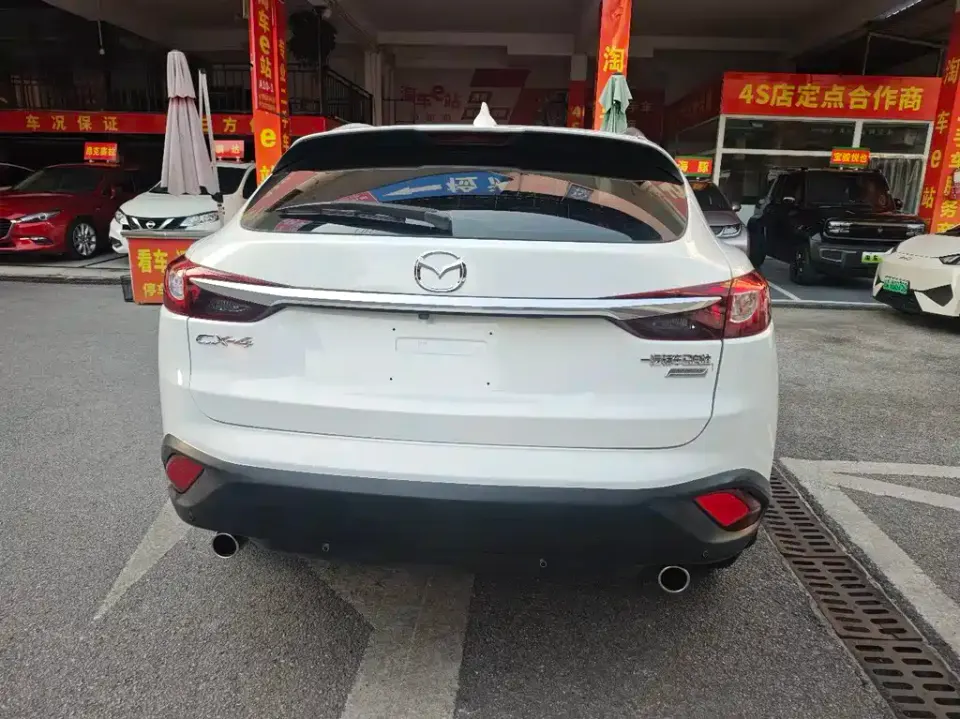 Mazda CX-4