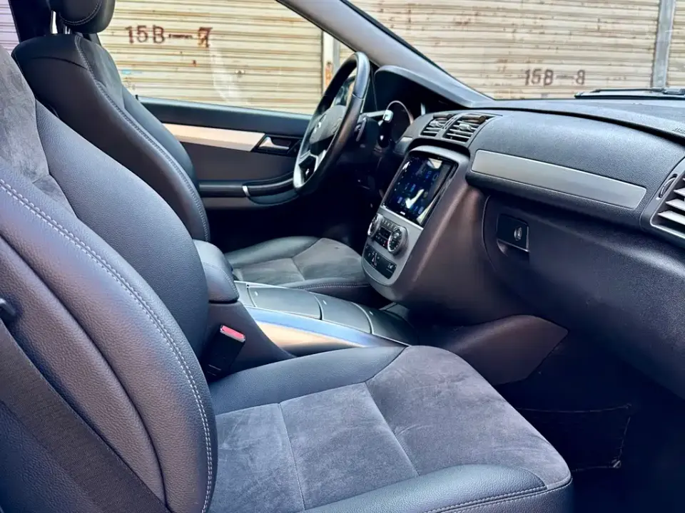 Mercedes-Benz R-Class