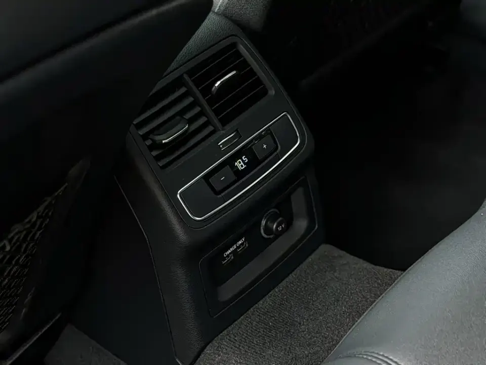 Audi A5 (Import)