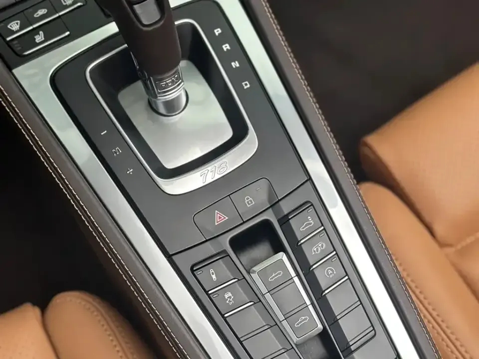 Porsche 718