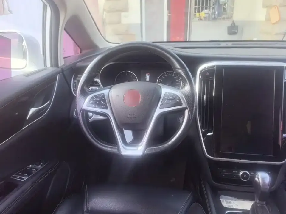 BYD MAX